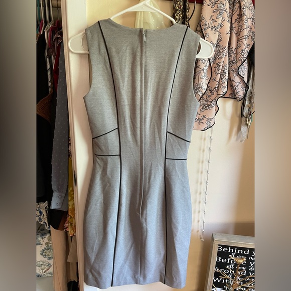 Grey/black asymmetrical business casual dress - Picture 2 of 3